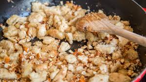 fisch hundefutter Hundesnacks mit 80 % Fisch – Lachs & Forelle